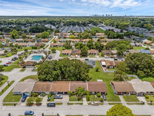Community off 436 and 10 minutes to downtown Orlando | Image 23