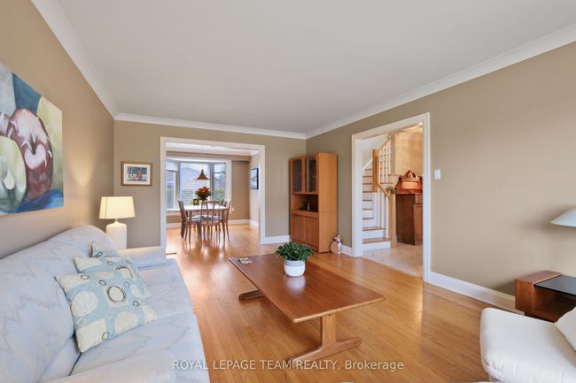 4 Valewood Cres, House other with 4 bedrooms, 4 bathrooms and 4 parking in Gloucester ON | Image 8