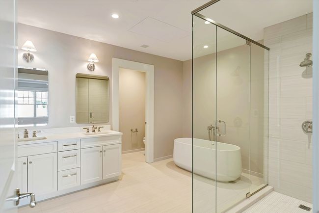 UNIT-210 - 128 Elm St, Condo with 2 bedrooms, 3 bathrooms and null parking in Cohasset MA | Image 11