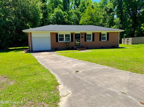 308 Sheffield Rd, Jacksonville, NC, 28546-8432 | Card Image