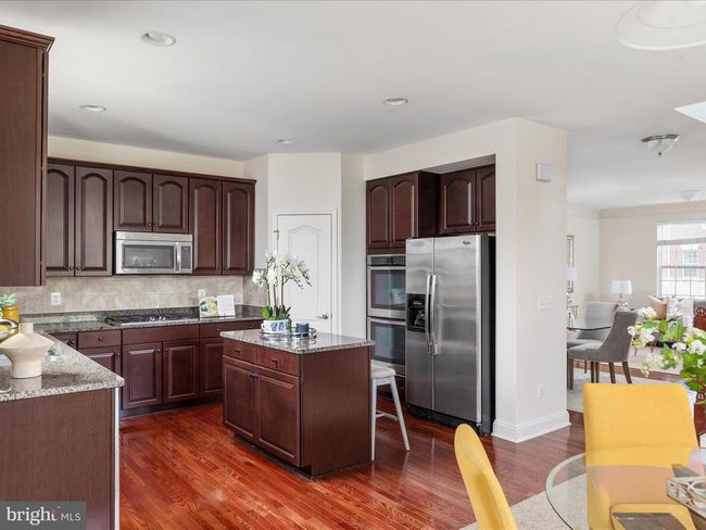 42241 Violet Mist Ter, Townhouse with 4 bedrooms, 4 bathrooms and null parking in BRAMBLETON VA | Image 10