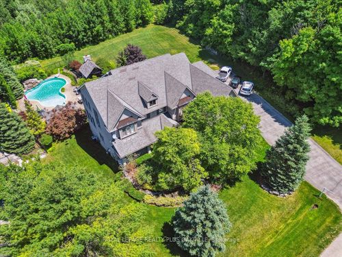 11365 Taylor Crt, Campbellville, ON, L0P1B0 | Card Image