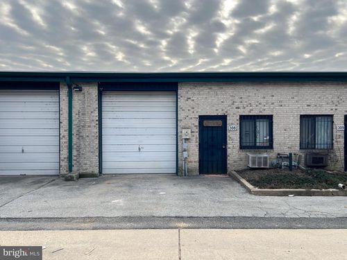 308 Robinson Ln, WILMINGTON, DE, 19805-4673 | Card Image