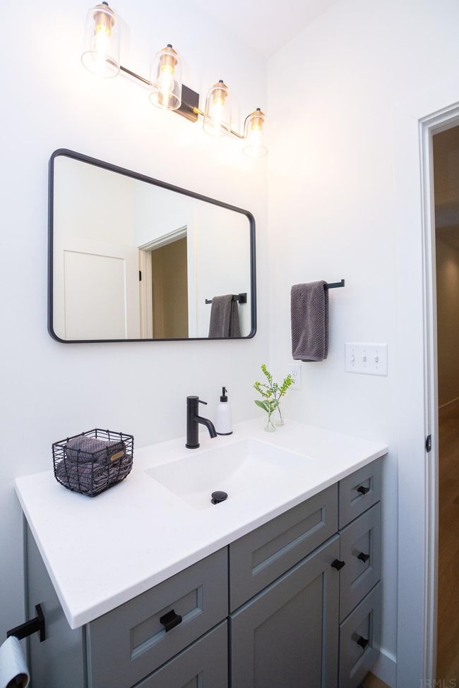 10640 E 200 N, House other with 3 bedrooms, 2 bathrooms and null parking in Lafayette IN | Image 21