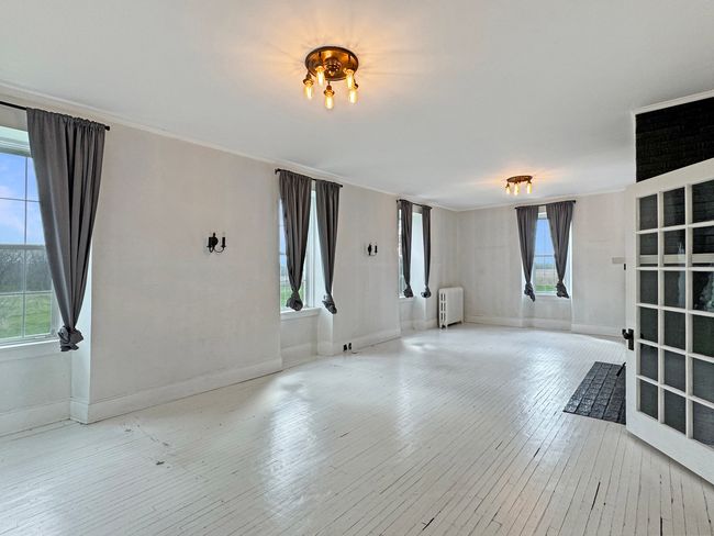 15598 3440 East St, House other with 6 bedrooms, 3 bathrooms and 10 parking in Spring Valley IL | Image 11