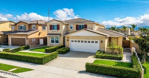 13985 Riverglen Dr, Eastvale, CA, 92880-3847 | Card Image