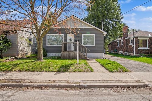 241 Guelph Avenue, Cambridge, ON, N3C1A9 | Card Image