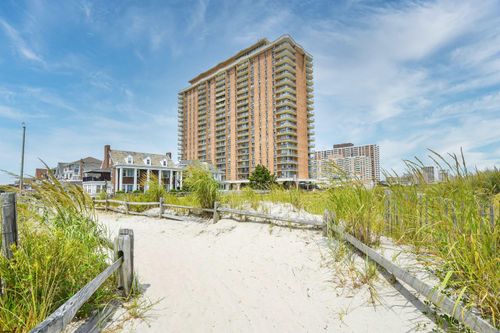 apt-205-4800 Boardwalk, VENTNOR CITY, NJ, 08406-3019 | Card Image