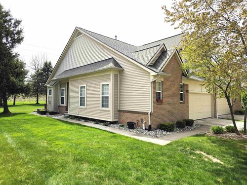 5364 Pine Needle Dr, Grand Blanc, MI, 48439-9629 | Card Image