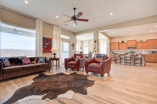 460 Rio Chama, Los Lunas, NM, 87031 | Card Image