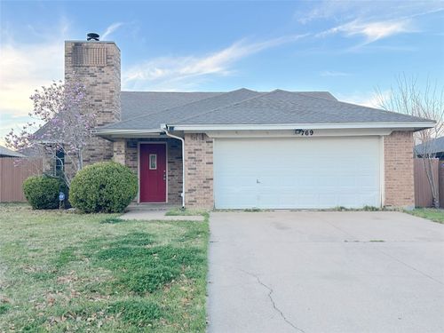 769 Windridge Ln, Burleson, TX, 76028-7402 | Card Image