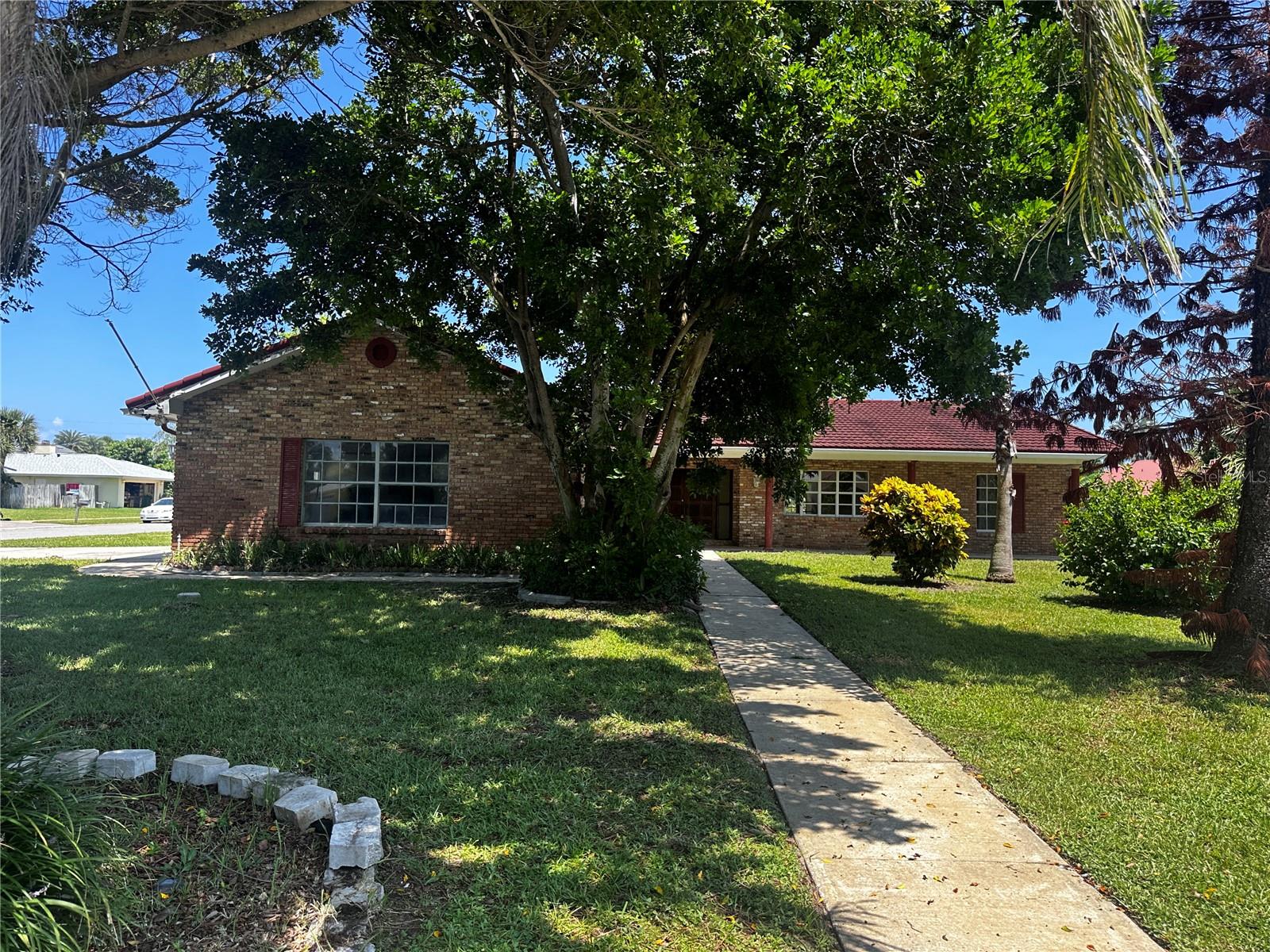 Rosewood Dr, Melbourne Beach, FL 32951