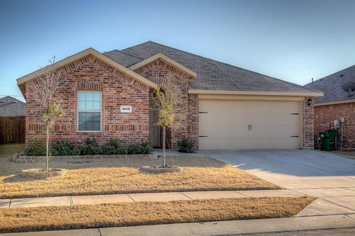 1048 Decker Dr, Fate, TX, 75189-4564 | Card Image
