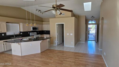 9163 W Davis Rd, Peoria, AZ, 85382-3571 | Card Image