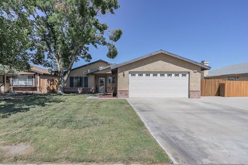 228 E Cardigan Ave, Ridgecrest, CA, 93555-5332 | Card Image