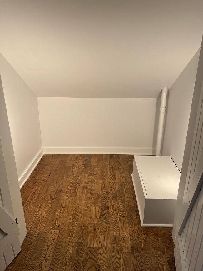 351 morse closet.jpg | Image 32