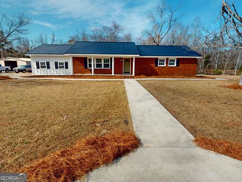 983 Old Wadley Rd, Swainsboro, GA, 30401-5873 | Card Image