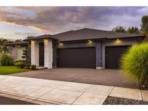 3509 S St, Washougal, WA, 98671-5226 | Card Image