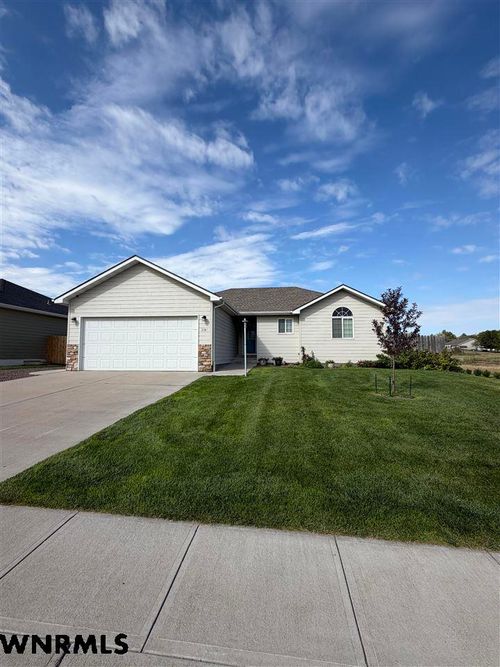 2766 Verde Ln, Sidney, NE, 69162-2586 | Card Image