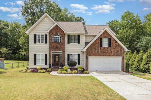 4731 Asherton Pl Nw, Concord, NC, 28027-3429 | Card Image