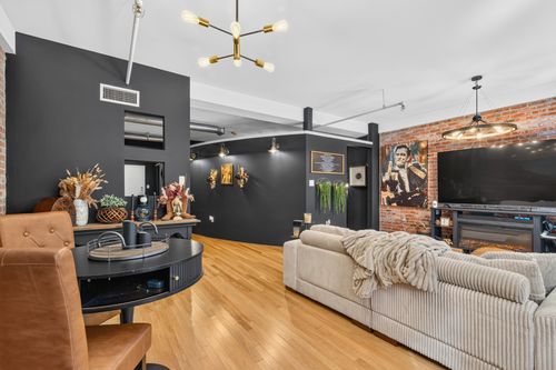 204-700 Church St, Nashville, TN, 37203-9601 | Card Image