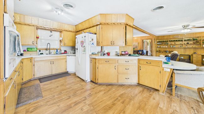 1512 Avenue K, House other with 3 bedrooms, 2 bathrooms and null parking in Abernathy TX | Image 20