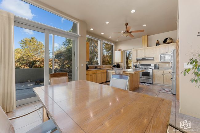 nook/kitchen | Image 9