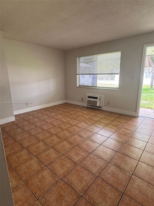 apt-19-2222 Van Buren St, Hollywood, FL, 33020-5176 | Card Image
