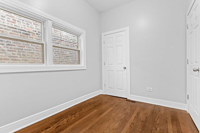 3307 S Leavitt St, House other with 7 bedrooms, 2 bathrooms and 1 parking in CHICAGO IL | Image 11