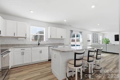 121 Crownpiece St, Troutman, NC, 28166-0078 | Card Image