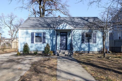 97 Parallel St, Springfield, MA, 01104-2627 | Card Image