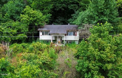 30242 N Fork River Rd, Saltville, VA, 24370-4218 | Card Image