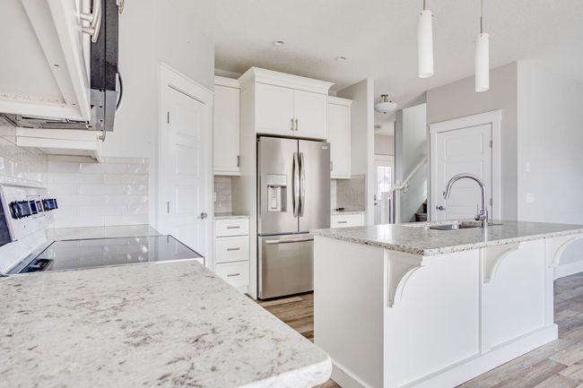 112 Beaverlodge Close, House other with 5 bedrooms, 4 bathrooms and 8 parking in Fort McMurray AB | Image 8