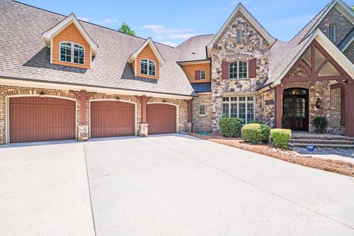 600 Beauhaven Ln, Waxhaw, NC, 28173-7451 | Card Image