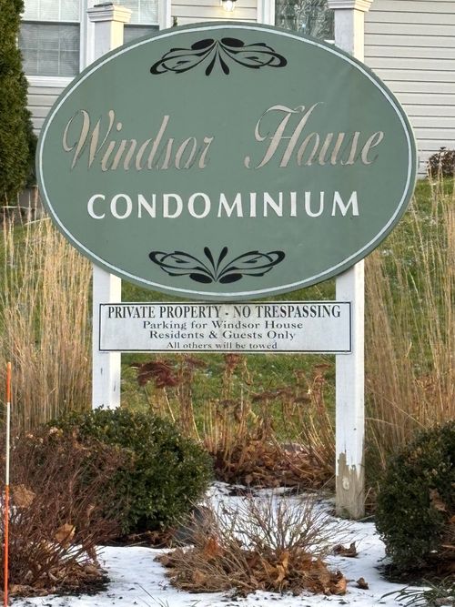 37-37 Whittlesey Dr, Bethel, CT, 06801-1548 | Card Image