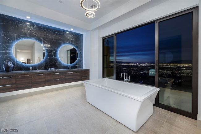 645 Overlook Rim Dr, House other with 4 bedrooms, 6 bathrooms and null parking in Henderson NV | Image 19