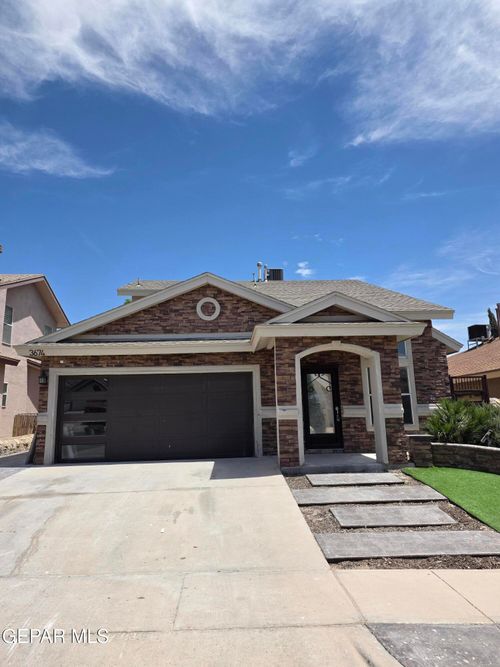 3674 Deer Grass Cir, El Paso, TX, 79936-1528 | Card Image