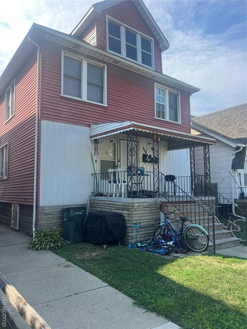 426 Genessee St, River Rouge, MI, 48218-1562 | Card Image