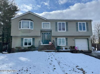 1261 Medina Road, House other with 5 bedrooms, 3 bathrooms and null parking in Lakewood NJ | Image 1