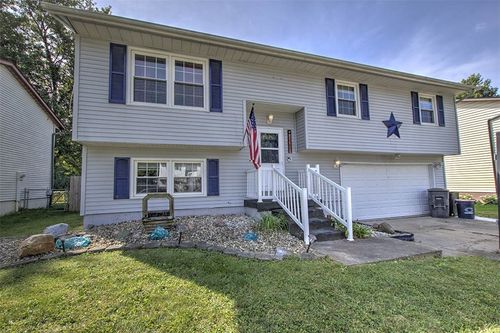 1585 E North Port Rd, Decatur, IL, 62526-2823 | Card Image