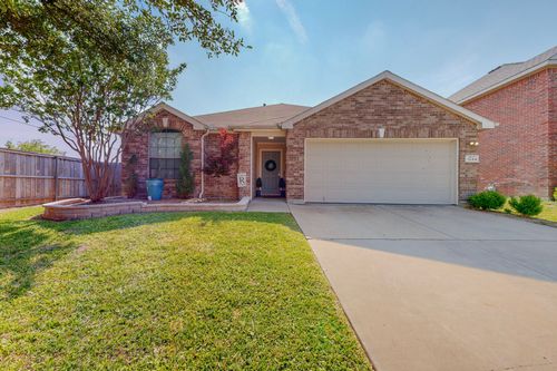 1244 Hickory Bend Ln, Fort Worth, TX, 76108-6983 | Card Image
