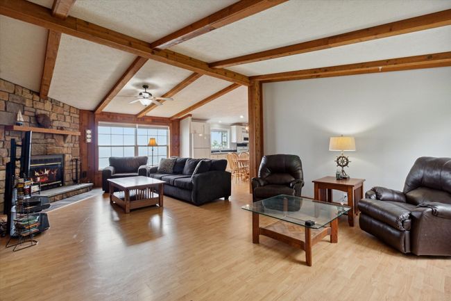 1515 Lakeside Dr, House other with 3 bedrooms, 2 bathrooms and null parking in Harbor Beach MI | Image 7
