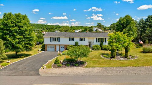 3520 Sunset Cir, Kunkletown, PA, 18058-7823 | Card Image