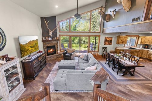 538 E Evergreen Dr, Kalispell, MT, 59901-2417 | Card Image