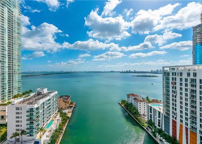 2503 - 460 Ne 28th St, Condo with 2 bedrooms, 2 bathrooms and null parking in Miami FL | Image 2