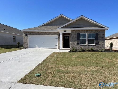 125 Betty Williams Dr, Madison, AL, 35756-8150 | Card Image