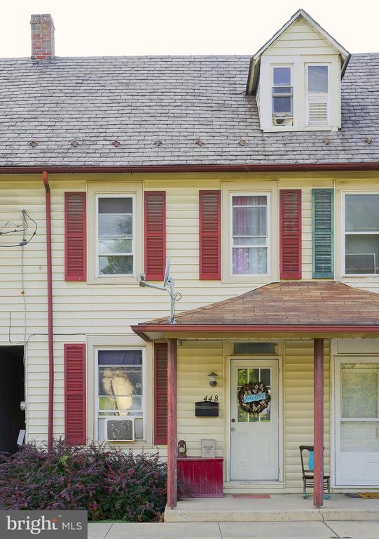 Cedar St, Lititz, PA 17543