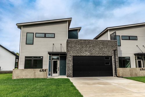 6764 Shadow Ridge Pl, Columbus, NE, 68601-6127 | Card Image
