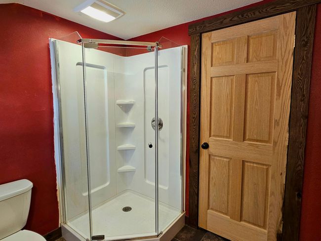Upper Bath | Image 18