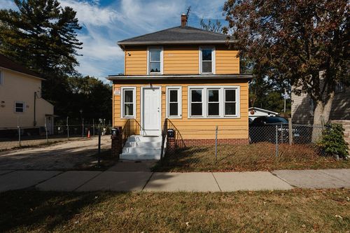 2-714 Helmholz Ave, Waukegan, IL, 60085-7346 | Card Image